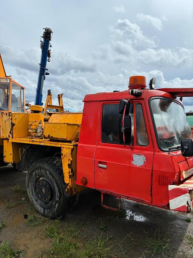 Použitý TATRA AD 28