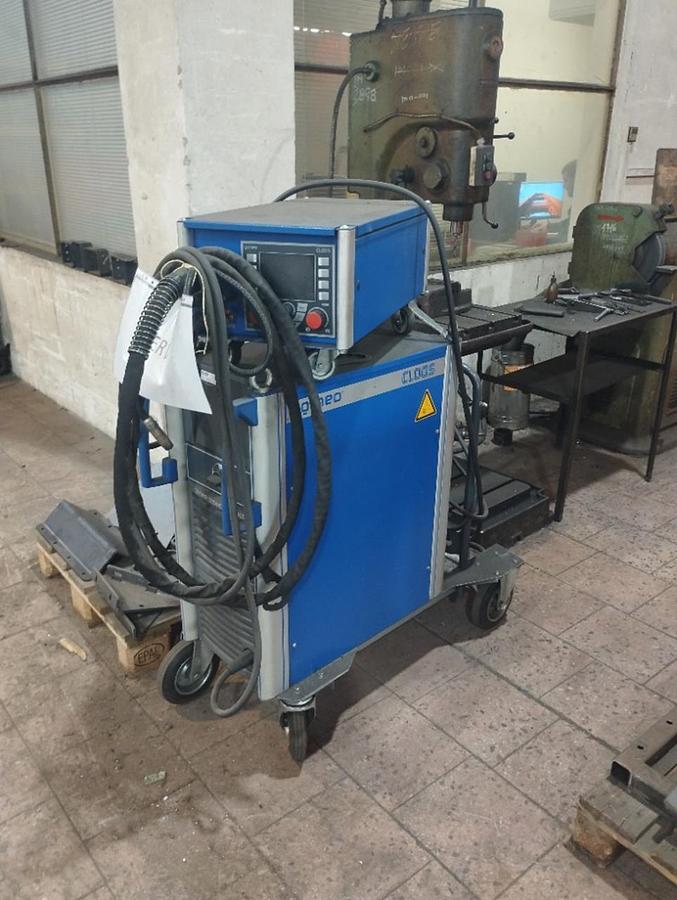 Used CLOOS Pulse 450 C