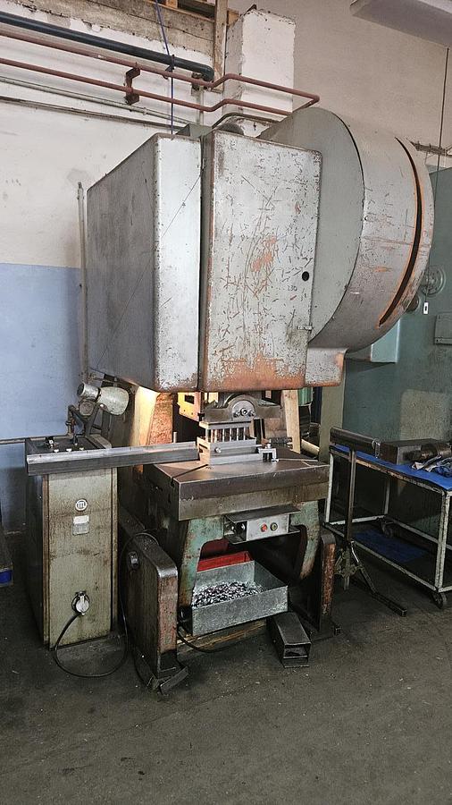 Used SMERAL LEN 63 C