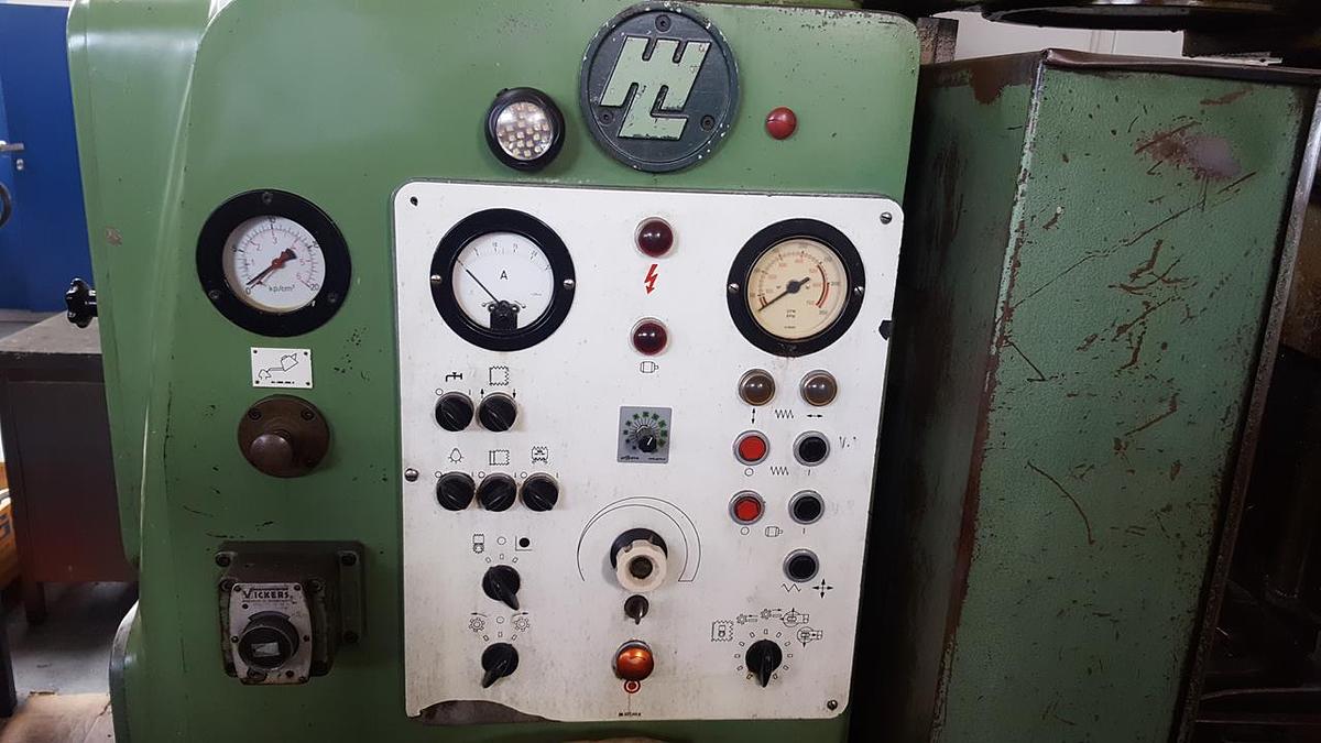 Gebraucht LIEBHERR L301