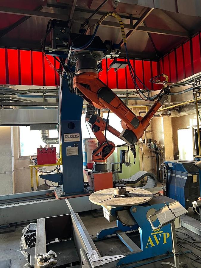 Svařovací robot CLOOS QRC 410