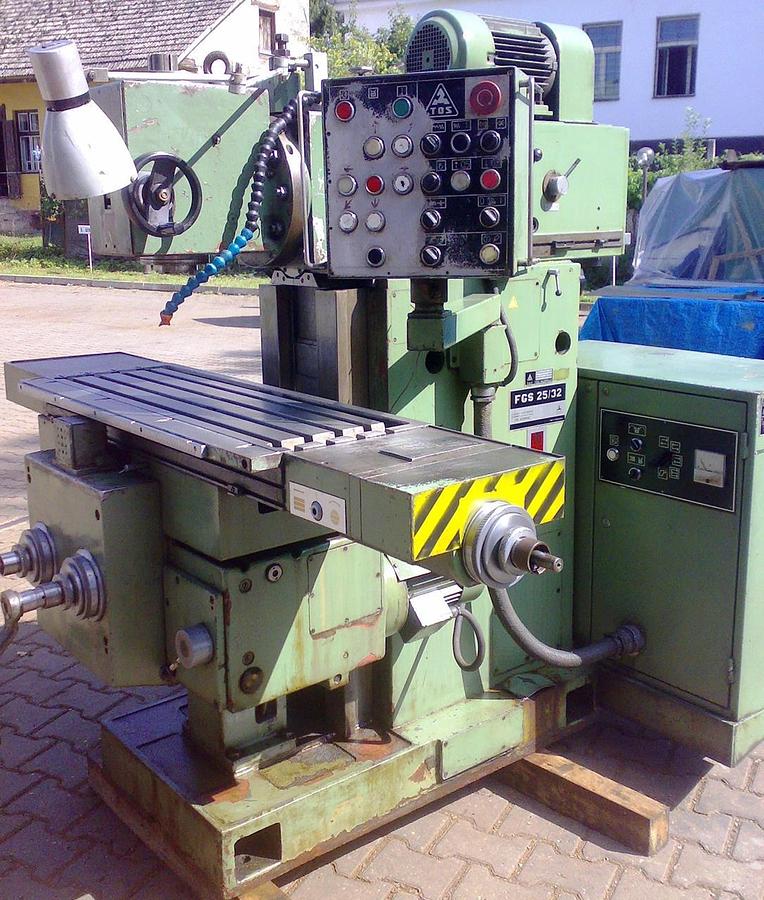 Used TOS Olomouc FGS 25/32