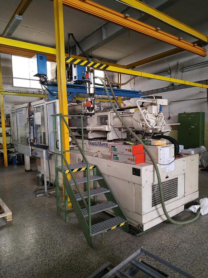 Used Krauss Maffei KM 300-1400 C1