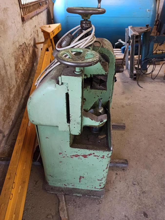 Gebraucht TOS VV 150