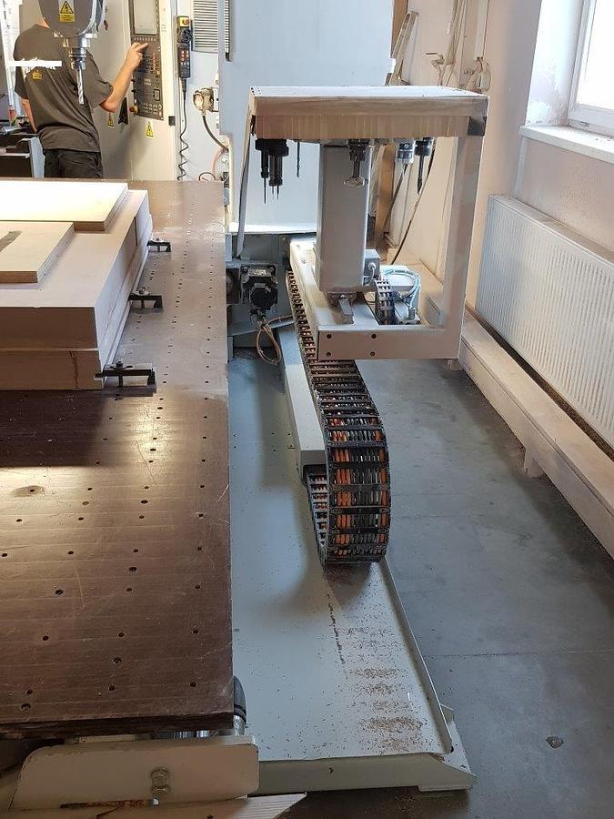Použitý SAHOS Rapid FC 3000 CNC