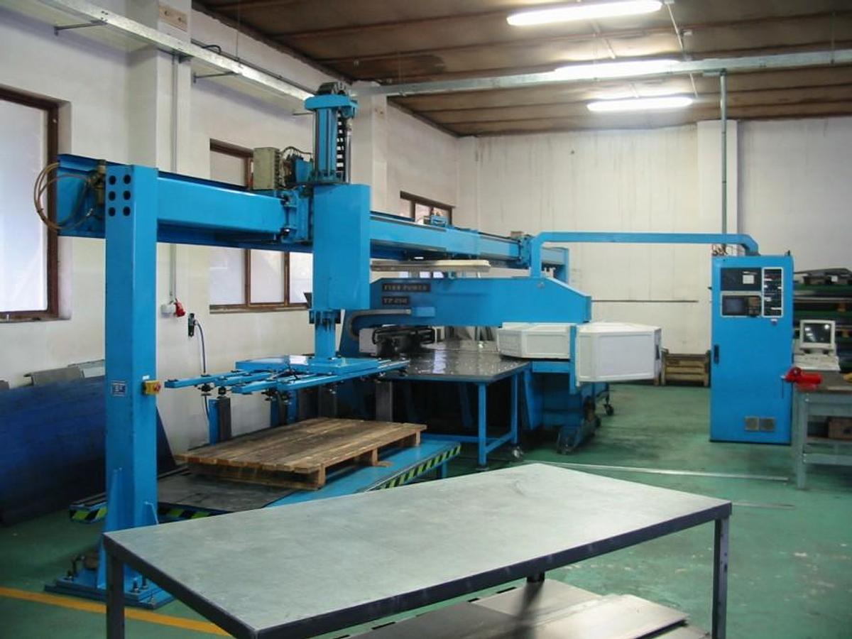 Gebraucht FINN POWER TP 250 CNC
