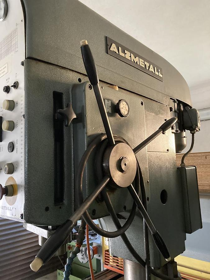 Použitý Alzmetall AB 50 S