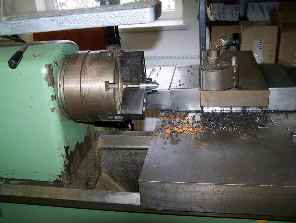 Použitý CAZENEUVE CNC soustruh