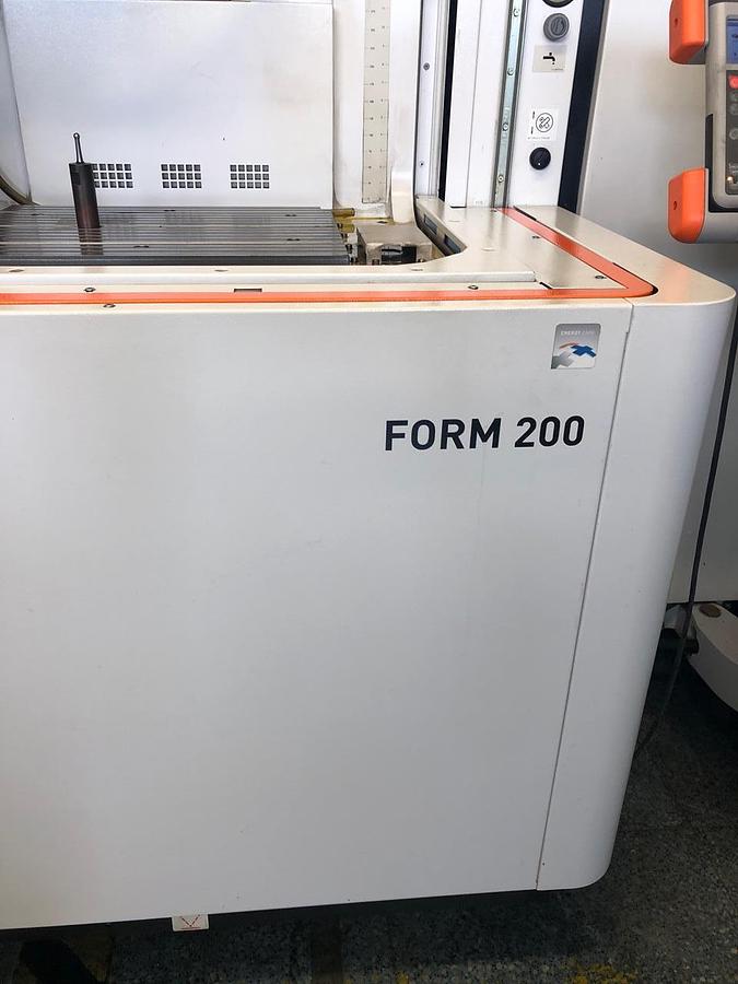 Použitý Agie Charmilles FORM 200
