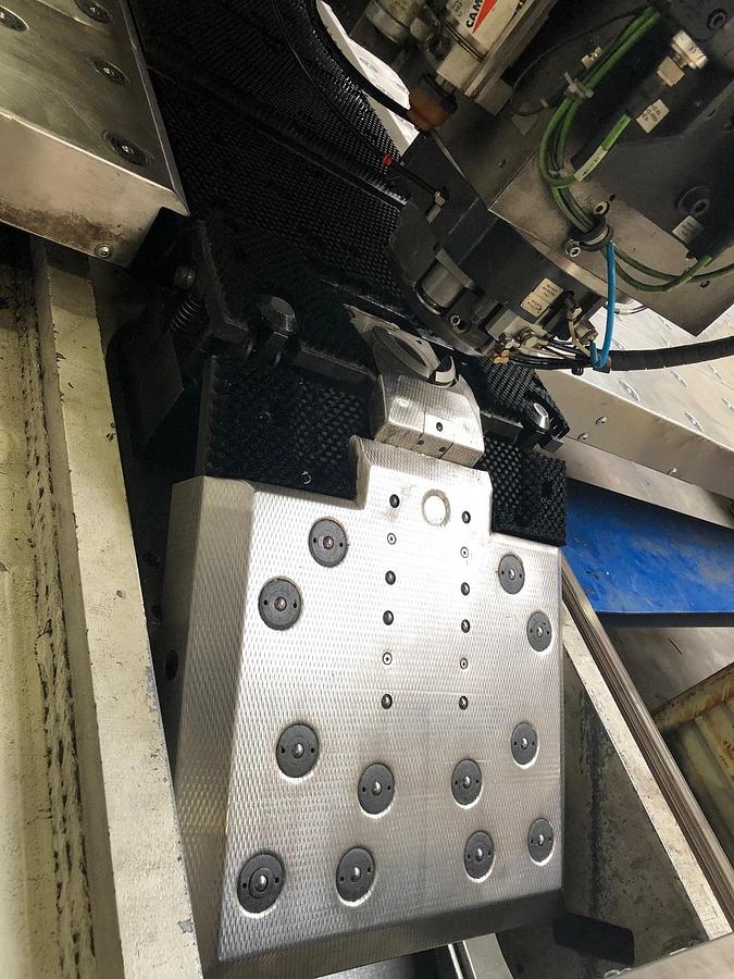 Použitý TRUMPF TRUMATIC 3000 R