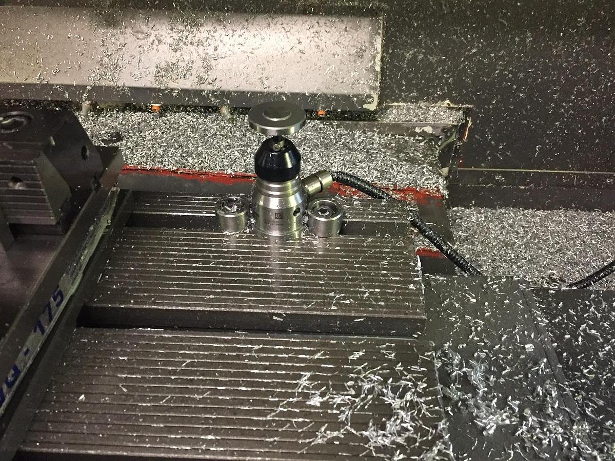 Used Bridgeport VMC1000/22