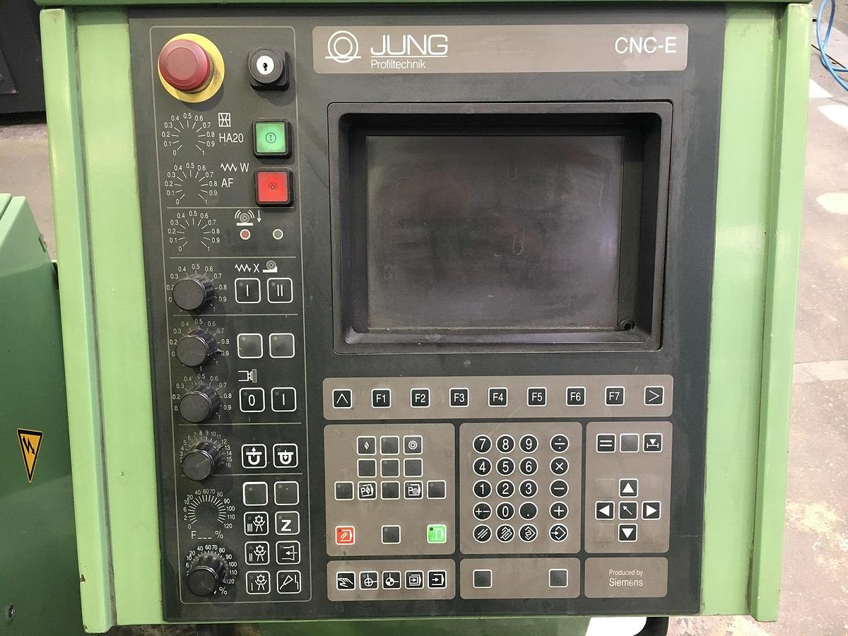 Použitý JUNG JC 500 CNC-E