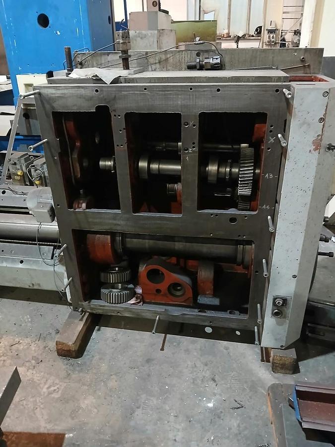 Horizontální vyvrtávačka TOS WHN 13.4 CNC