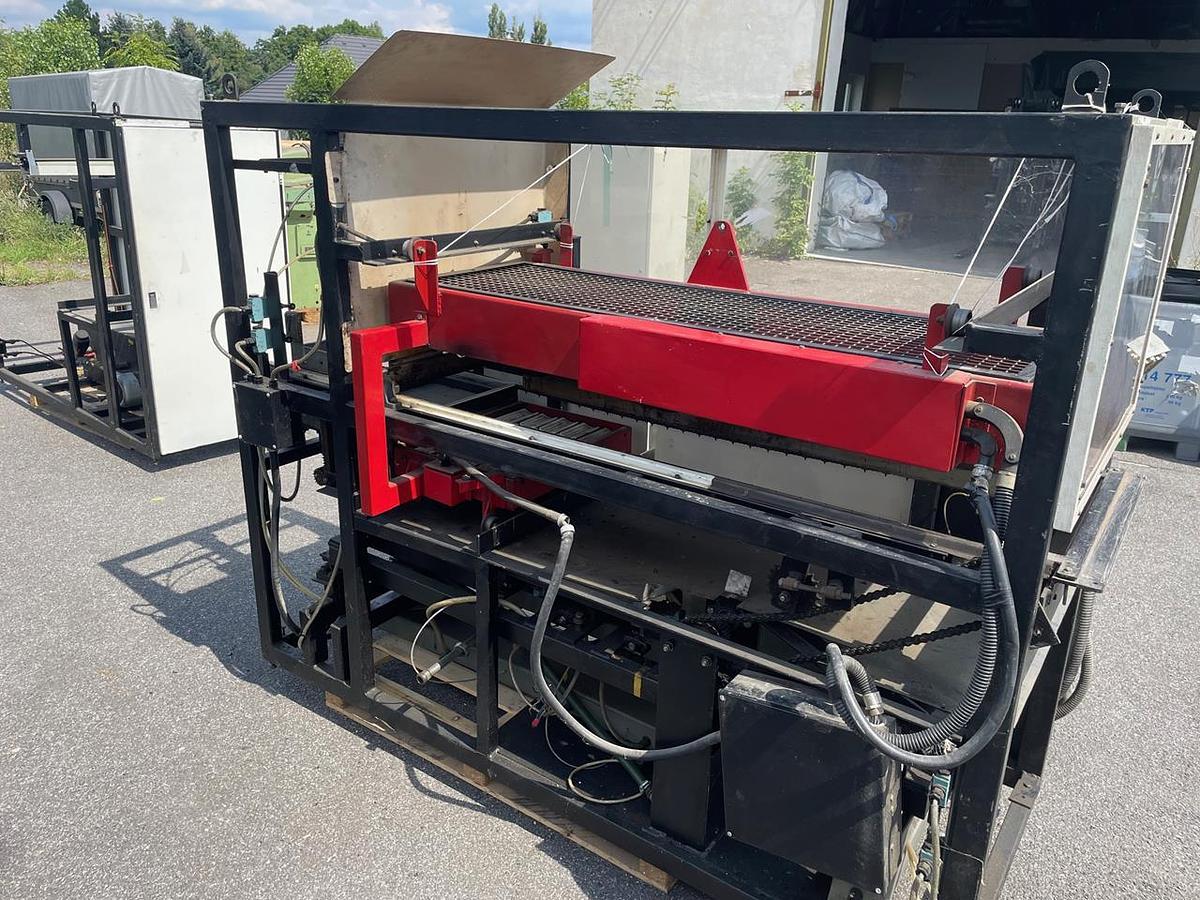 Použitý FORMECH Vakuový tvarovací automat