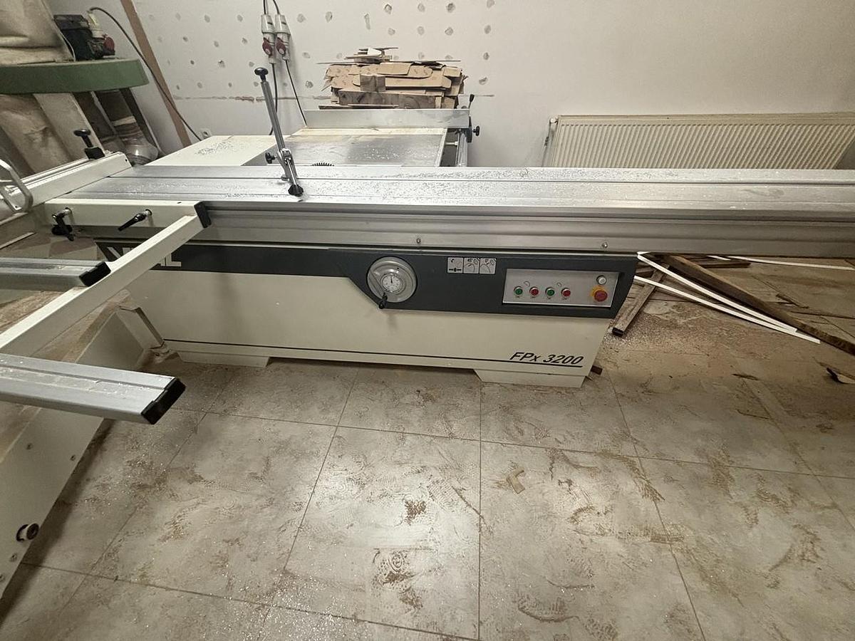 Formátovací pila VITAL FPx3200