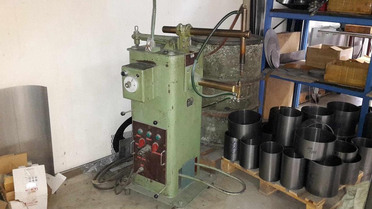Used ZEZ Praha WBN 8