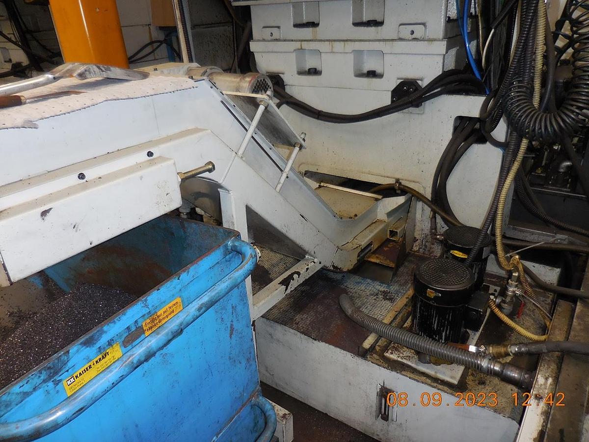 Použitý HWACHEON VT 550 CNC
