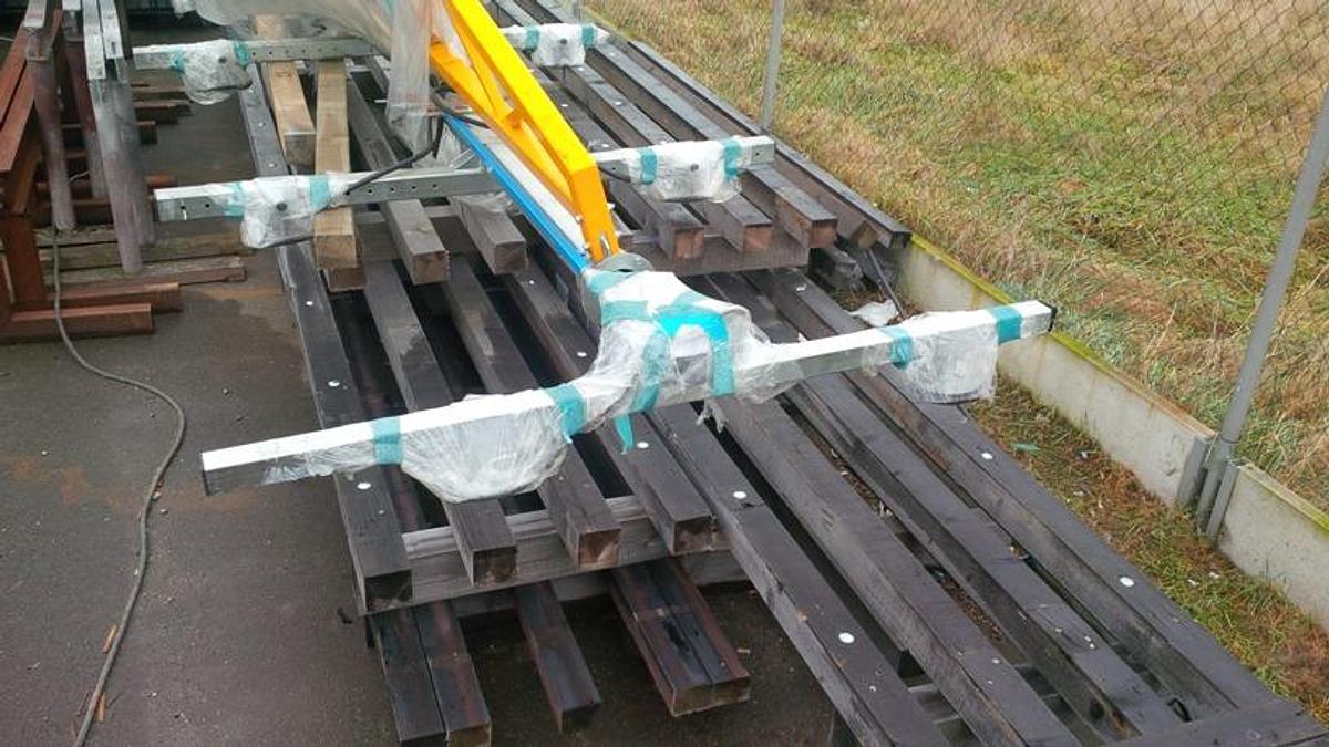 Used Vakuum Technik VM 500/6(10)-90°/HYD