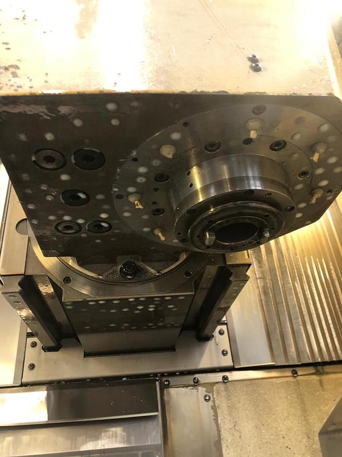 Used HERMLE U 740
