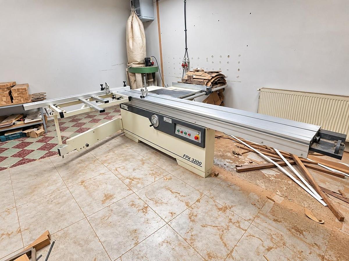 Formátovací pila VITAL FPx3200