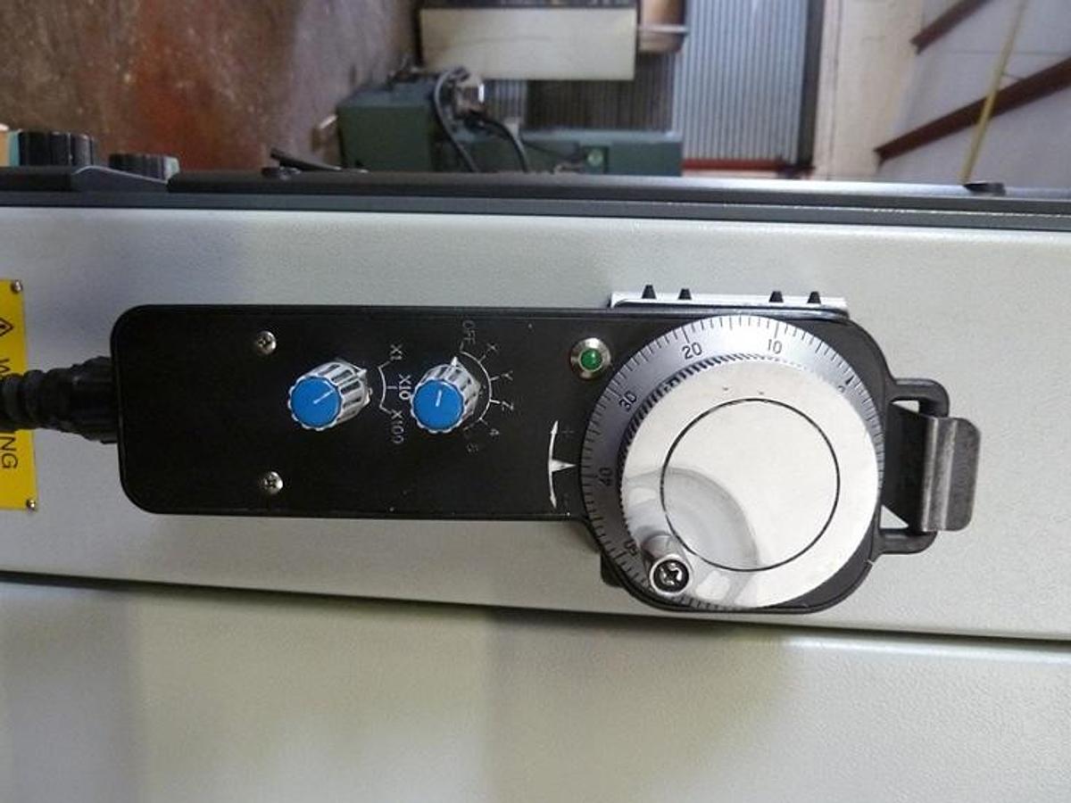 Gebraucht BRIDGEPORT VMC 1000B P3