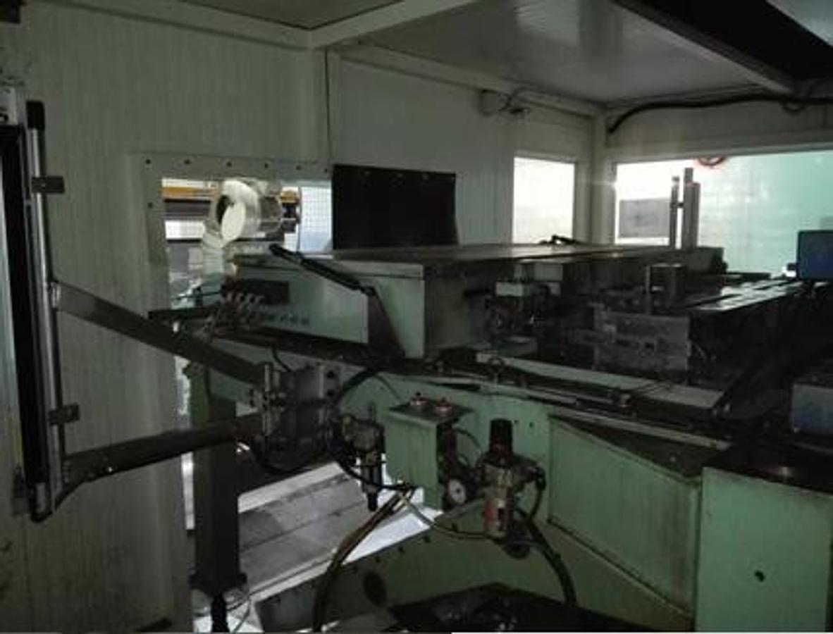 Použitý YAMADA DOBBY FIN-100