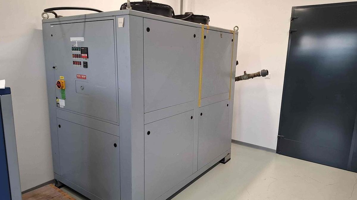 Used TOOL-TEMP TT-108000