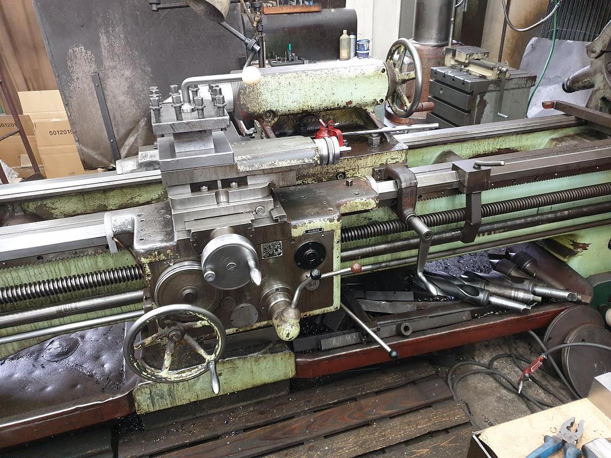 Used Bulharsko Centre Lathe