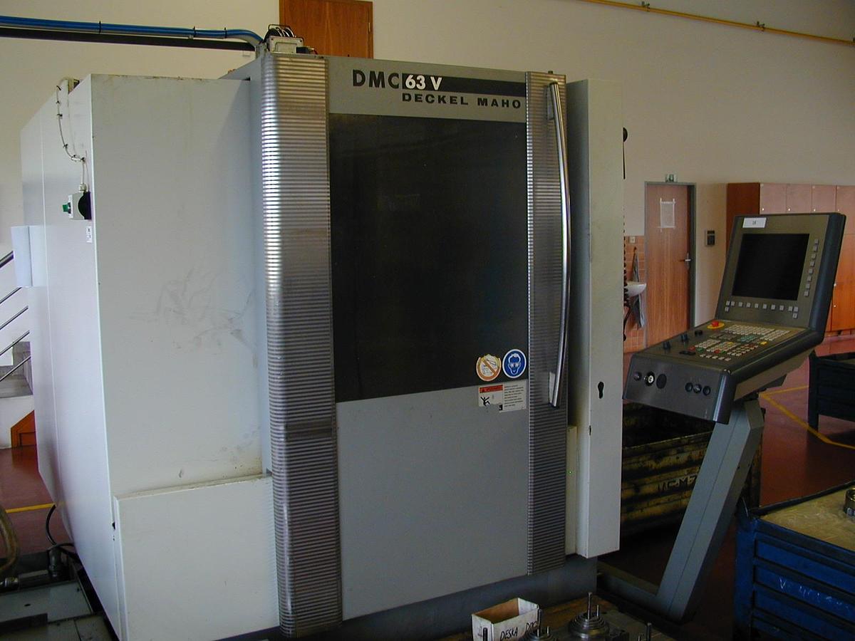 Used Deckel  MAHO DMC 63 V