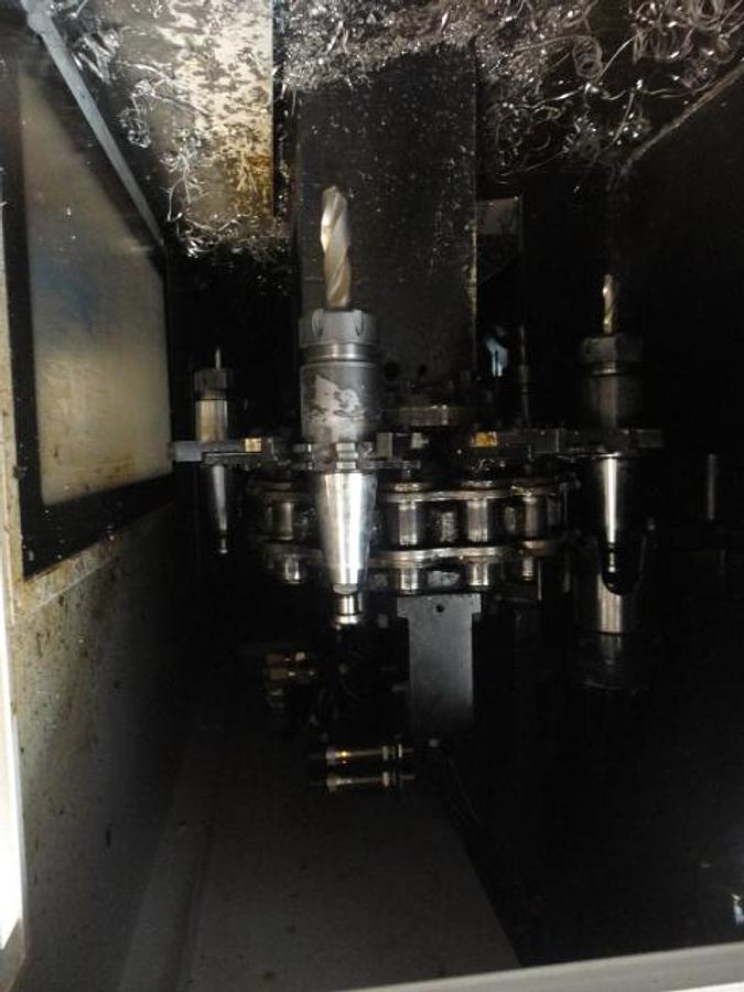 Gebraucht DOOSAN VC 400