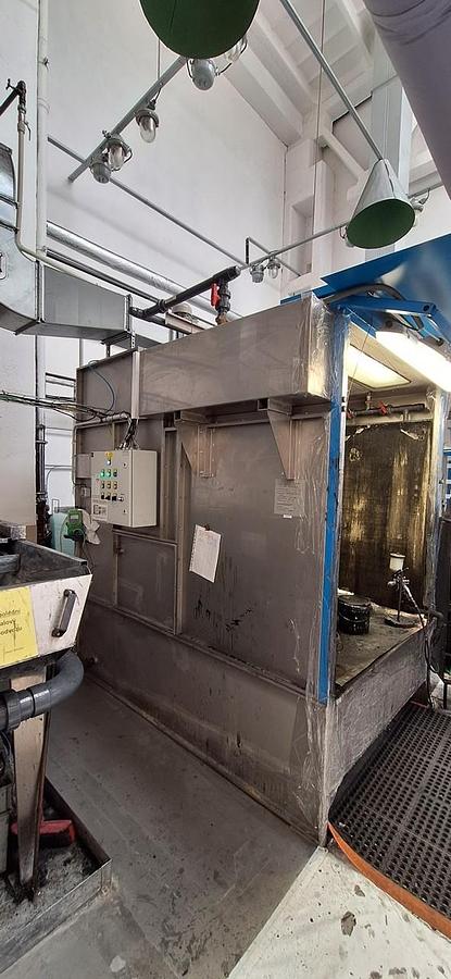 Used KOVOLAK Painting booth