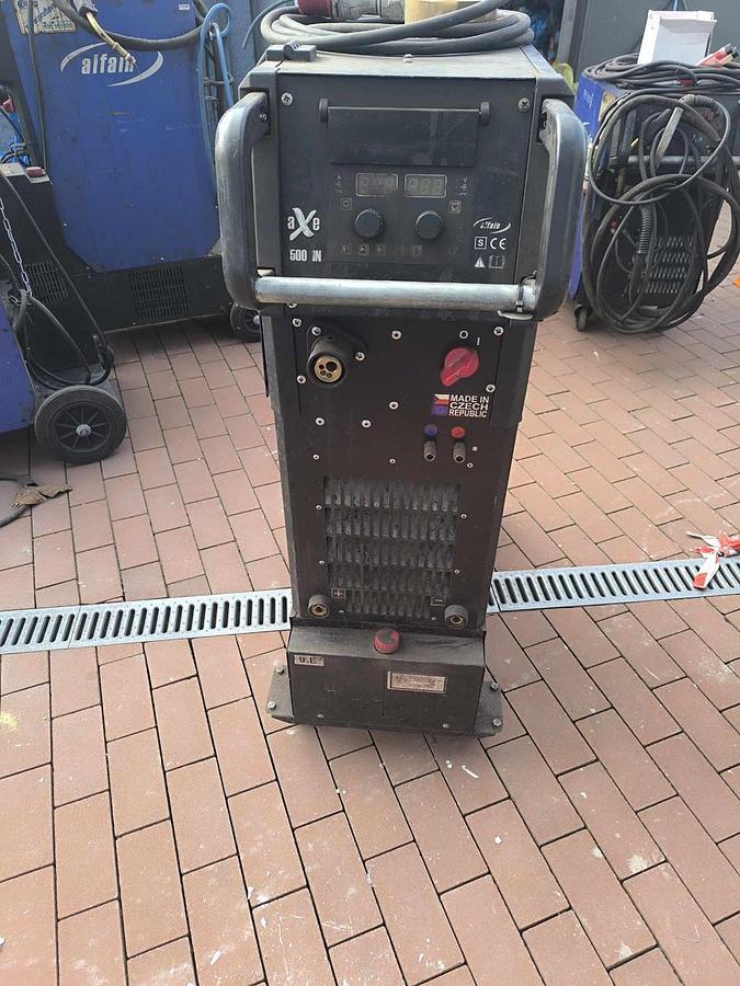 Použitý Alfain AXE 500 IN COMPACT 4