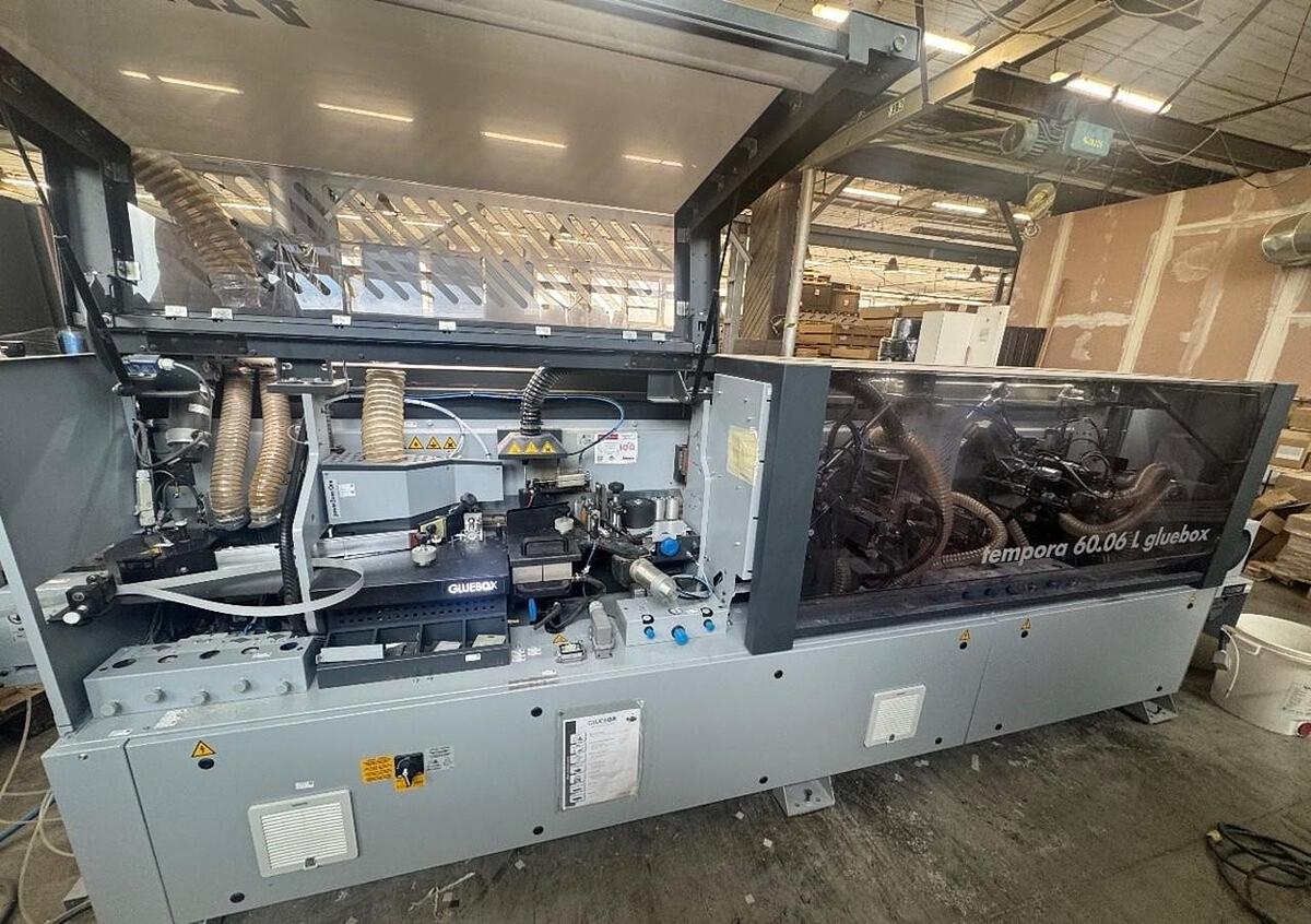 Edgebanding machine FORMAT 4 Tempora 60.06 GlueBox X-motion