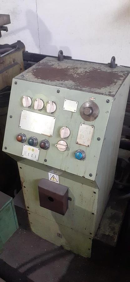 Cylindrical Grinding Machine TOS BUA 18 A