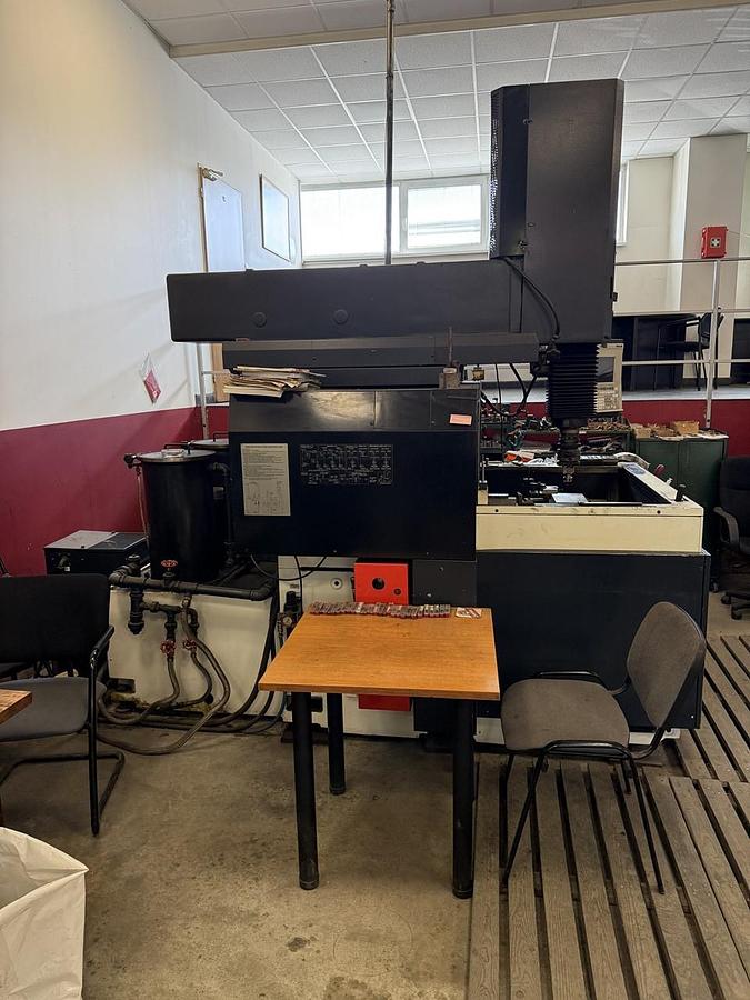 Used MAKINO EDNC 65