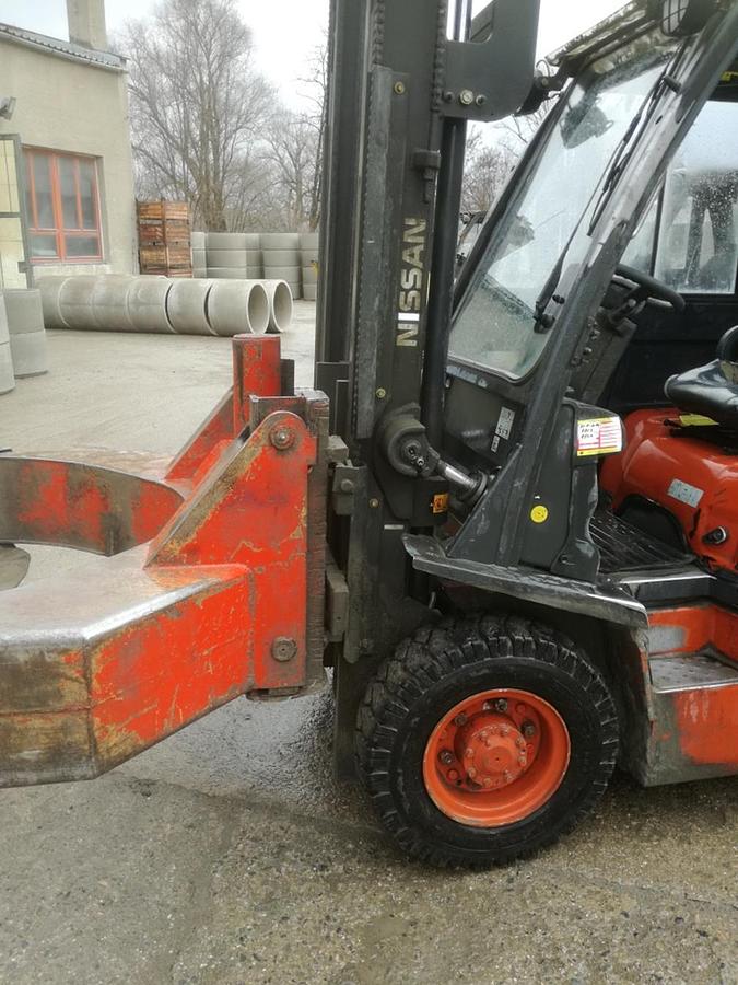 Použitý NISSAN FD02A25Q