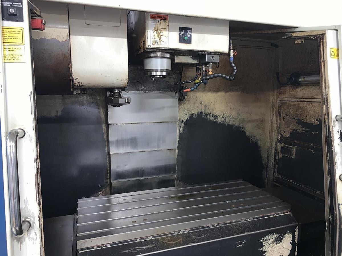 Gebraucht HURCO BMC 4020