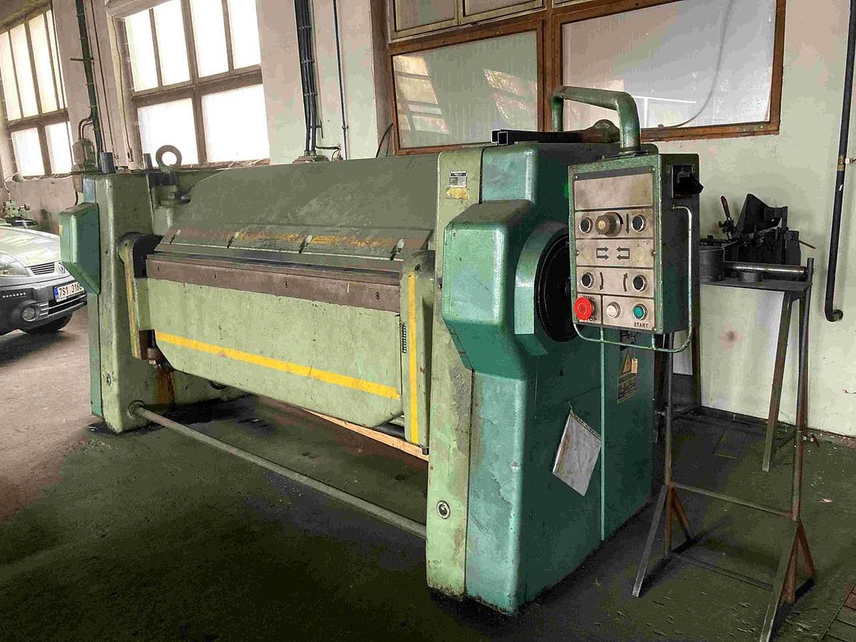 Used METAL PRES XONM 2000/6B