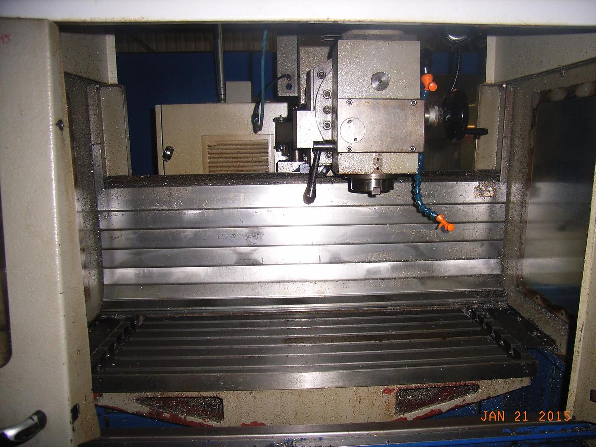 Gebraucht TOS FVT 3 CNC