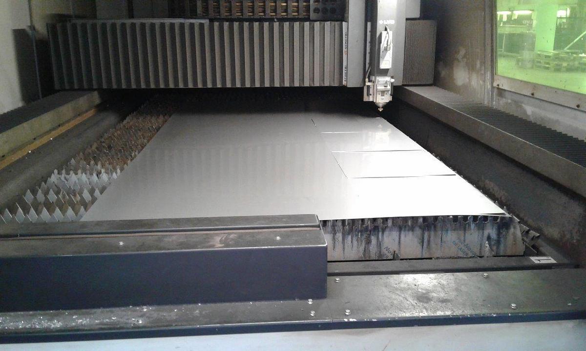 Gebraucht LVD PHOENIX 3015-FL