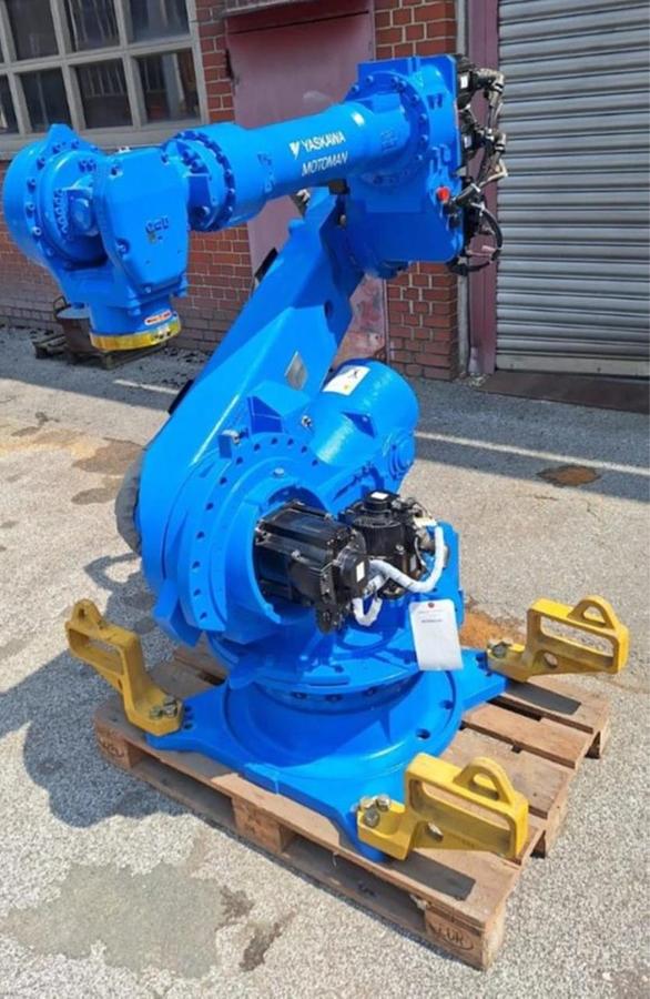 Used Yaskawa MOTOMAN ES 165D