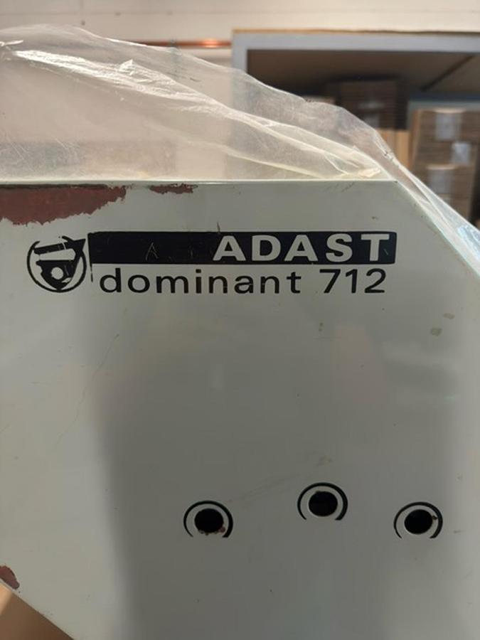 Gebraucht Adast Dominant 712