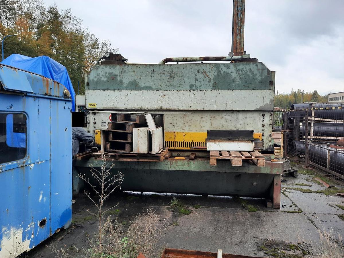 Použitý PIESOK CNTA 3150/25A