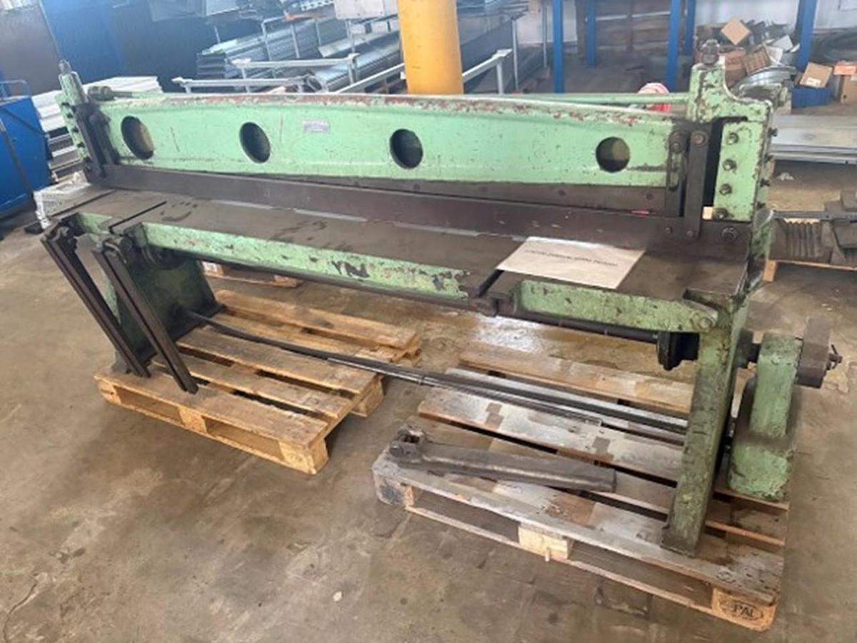 Plate shear SMERAL NTR 2040/1.5