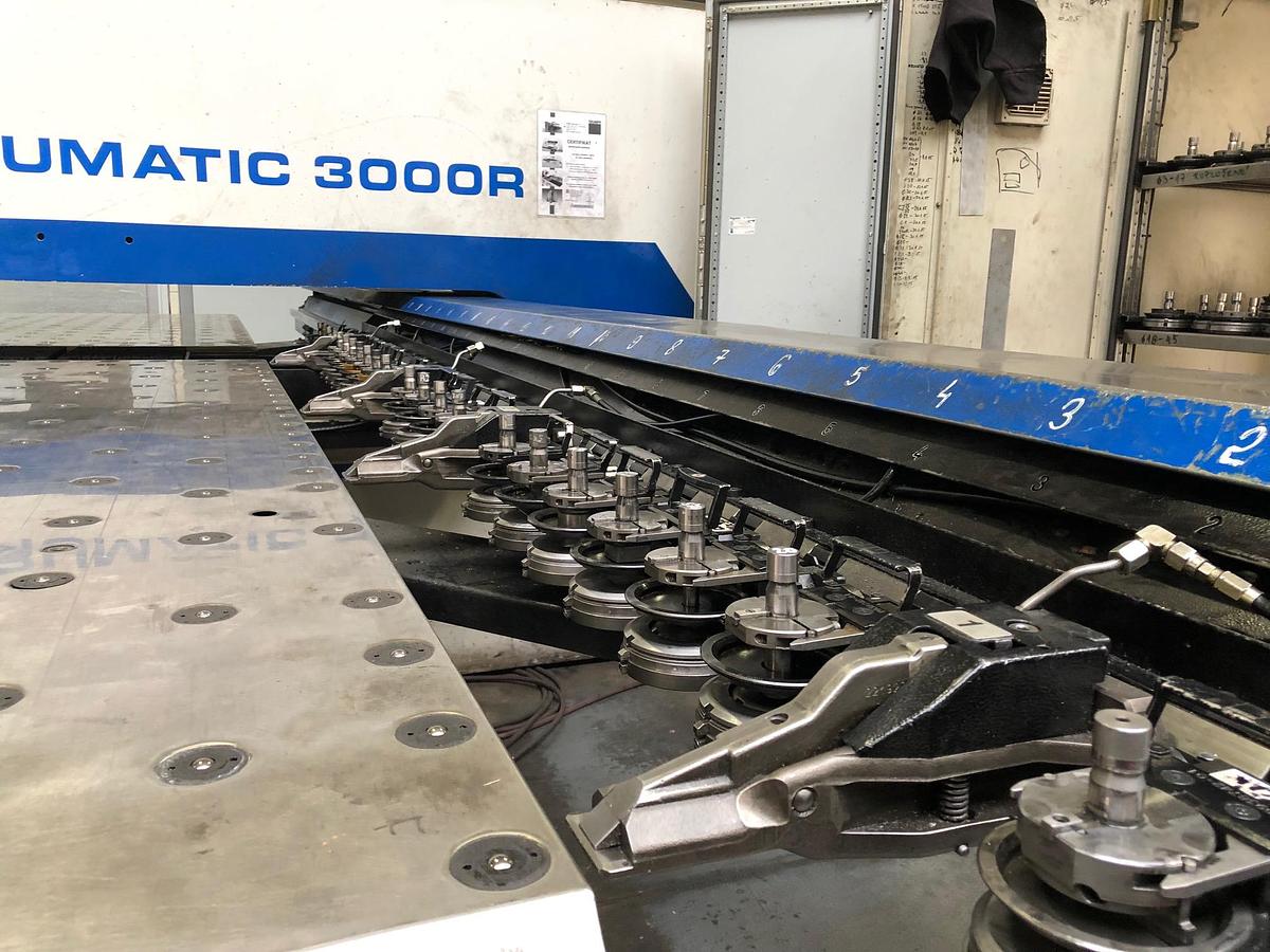 Použitý TRUMPF TRUMATIC 3000 R