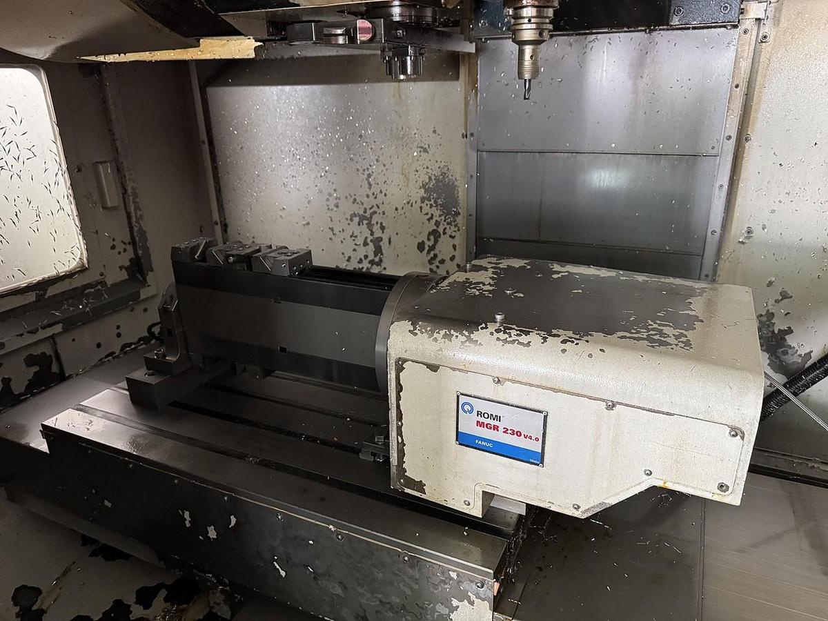 Machining center (vertical) ROMI D 800