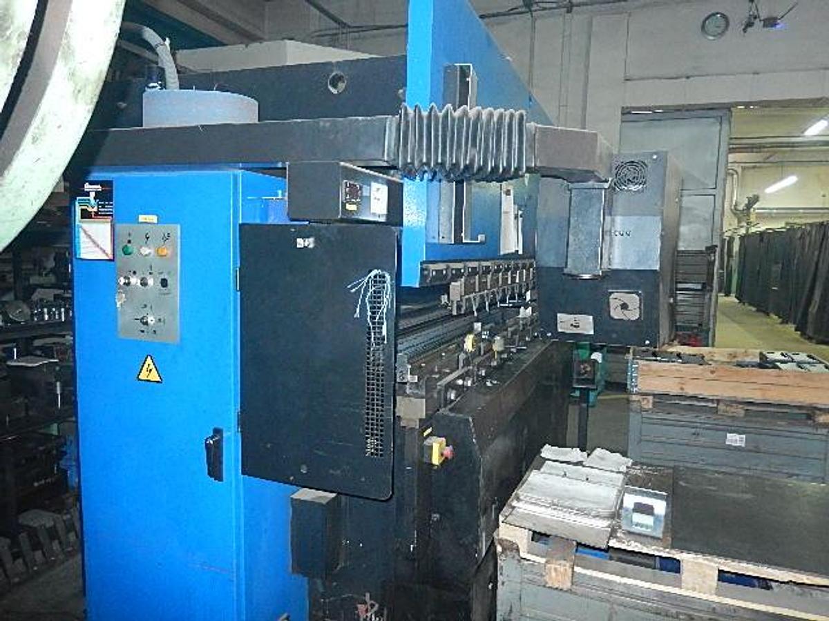 Used AMADA APX 125