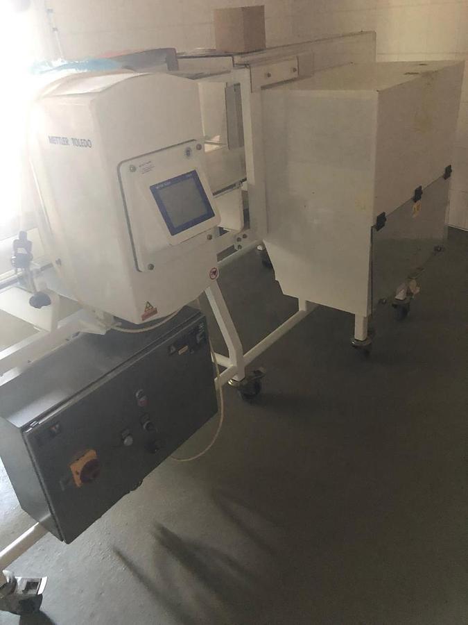 Used Mettler Toledo Metal detector