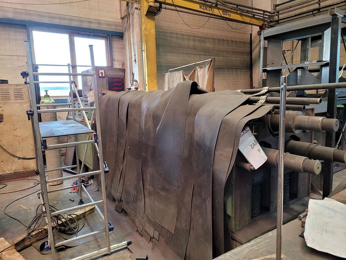 Used PIESOK XZMP 2000/8C