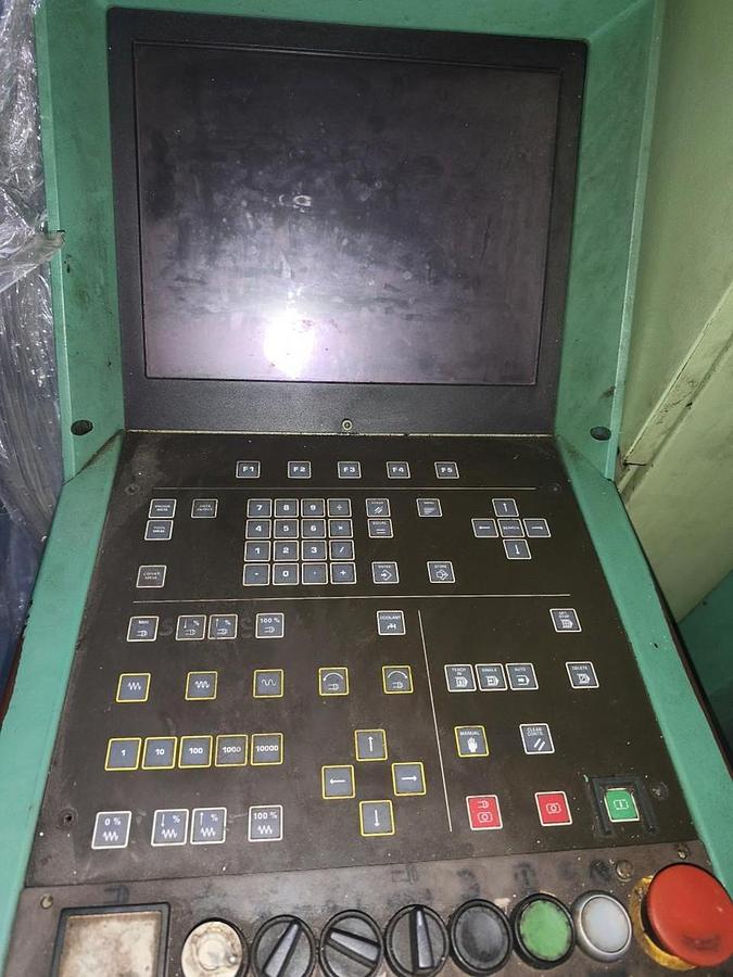 CNC soustruh MAHO GR 350 C
